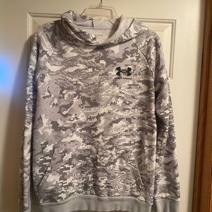 Under Armour Youth XL hoodie